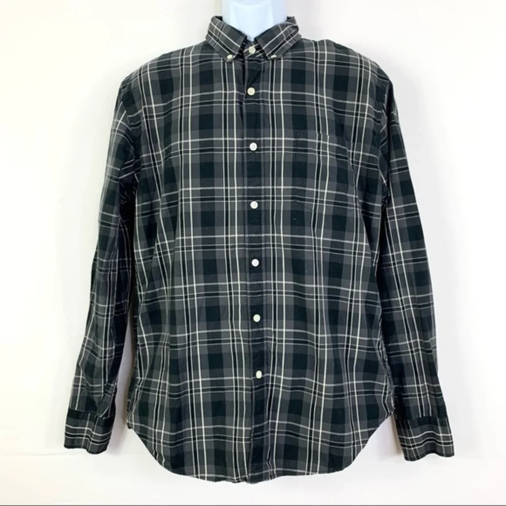 J.Crew Men’s Shirt black plaid buttons Down L